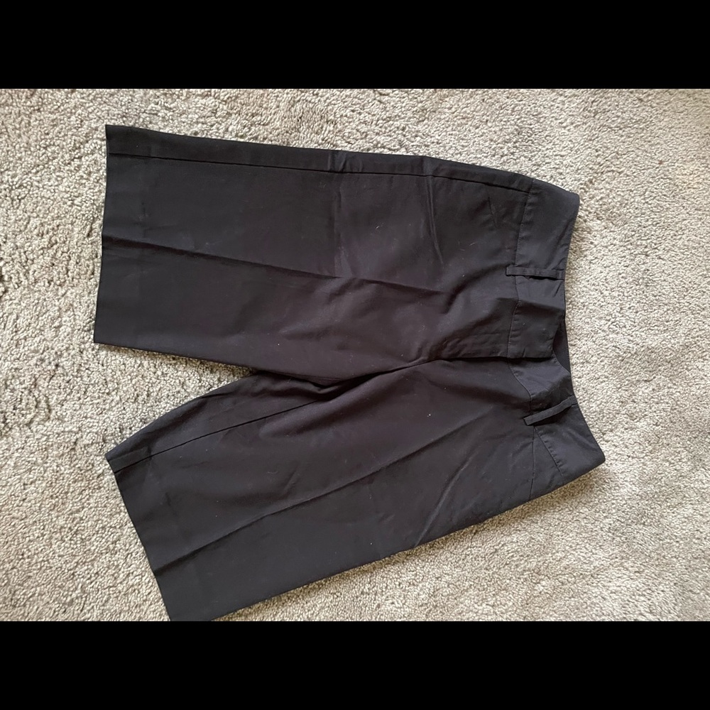 Dana Buchman black Bermuda shorts